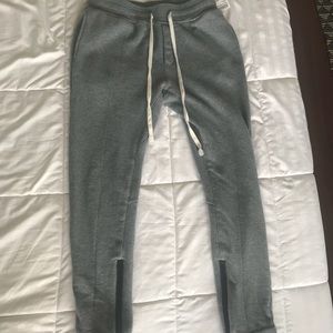 FEAR OF GOD SWEATPANTS!
